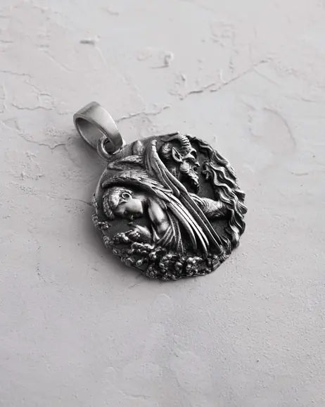 Srebrny wisiorek ANGEL AND DEMON 9