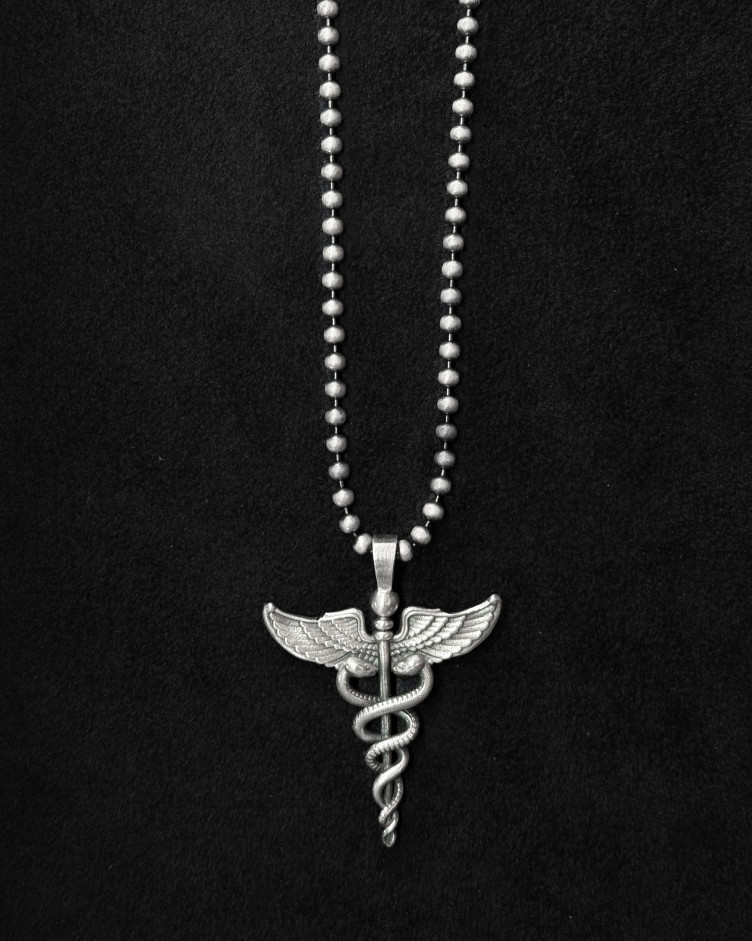 Srebrny wisiorek CADUCEUS