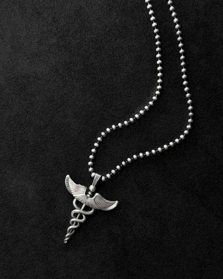 Srebrny wisiorek CADUCEUS 4