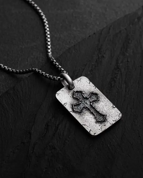 Srebrny wisiorek FLEURY CROSS 3