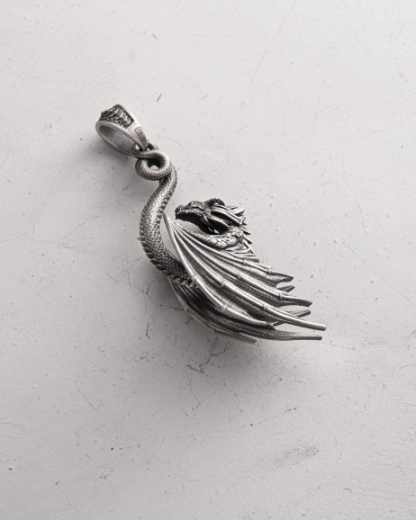 Srebrny wisiorek DRAGON 4