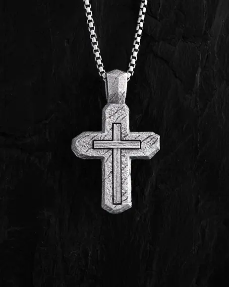 Srebrny krzyż CALVARY CROSS. IN GOD WE TRUST 4