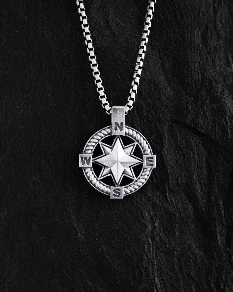 Srebrny wisiorek WIND ROSE 2