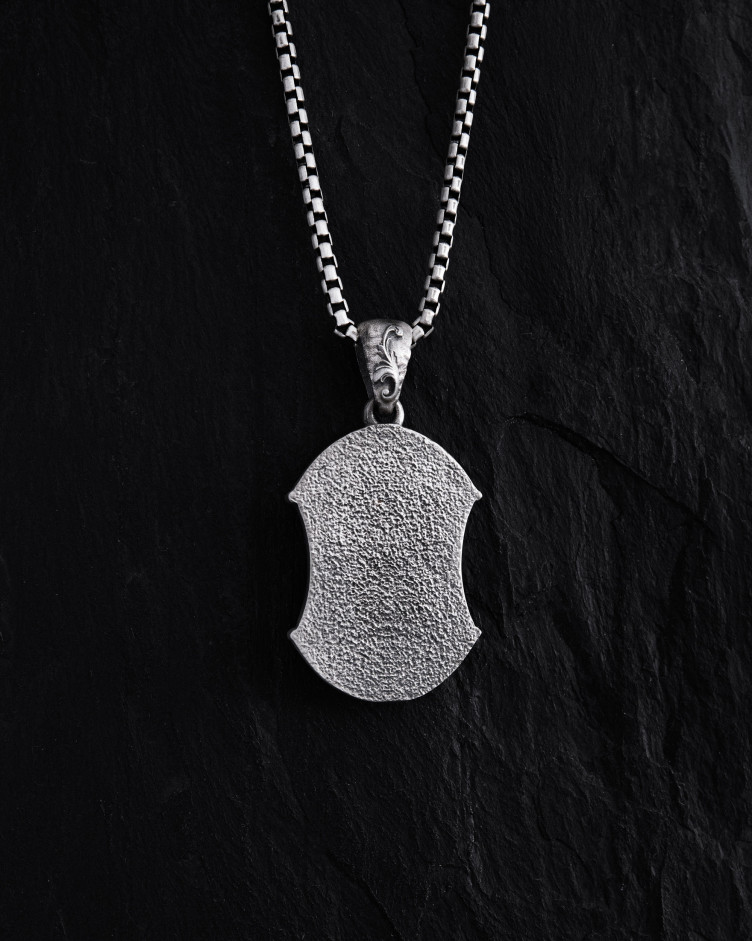 Srebrny wisiorek SMOK 2