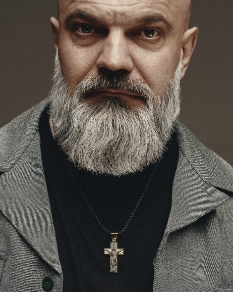 Krzyż WNIEBOWSTĄPIENIE JEZUSA CHRYSTUSA (żółte złoto) 2