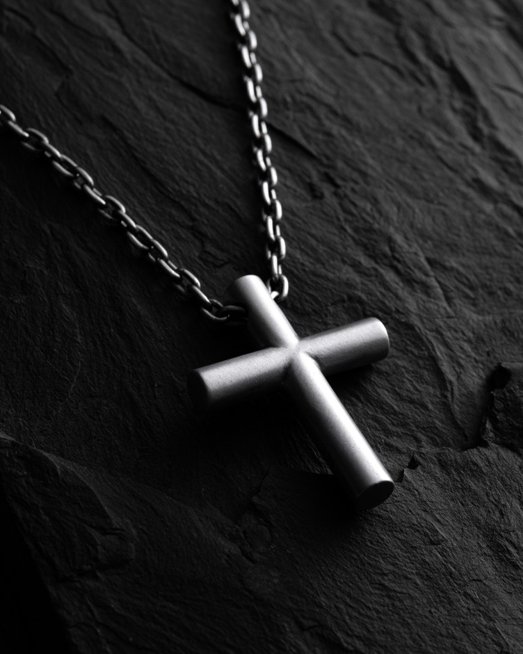 Srebrny krzyż SERSTAKUR 3