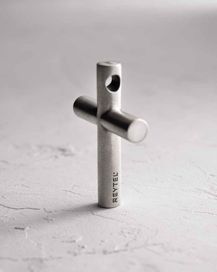 Srebrny krzyż SERSTAKUR 5