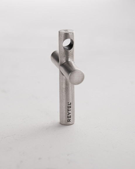 Srebrny krzyż SERSTAKUR 4