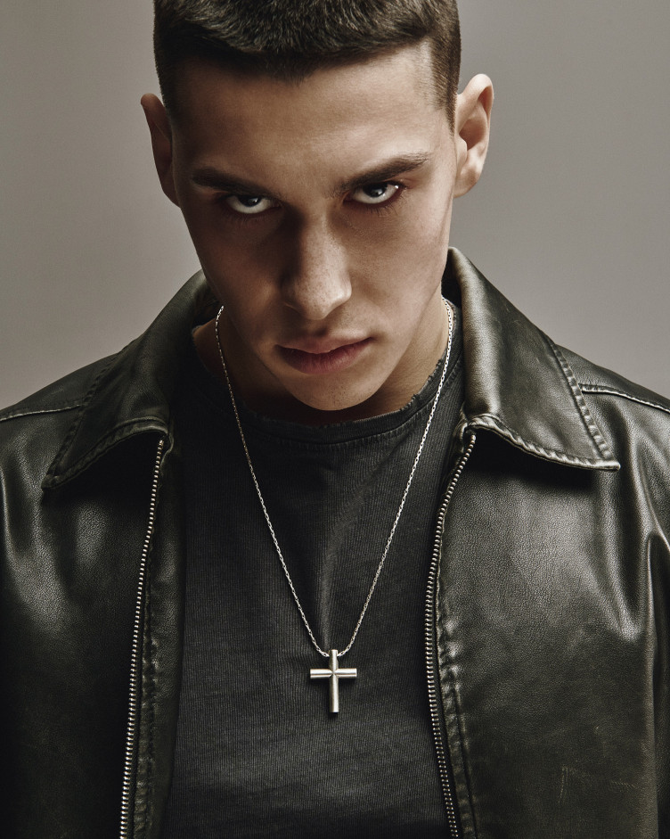 Srebrny krzyż SERSTAKUR 2