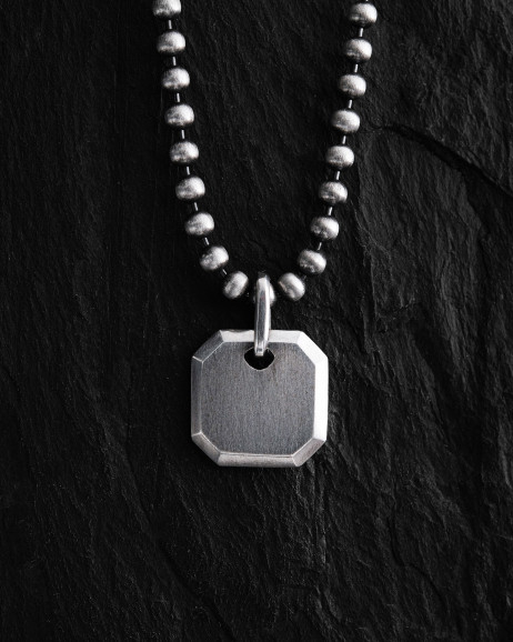 Srebrny wisiorek FRAGMENT 5