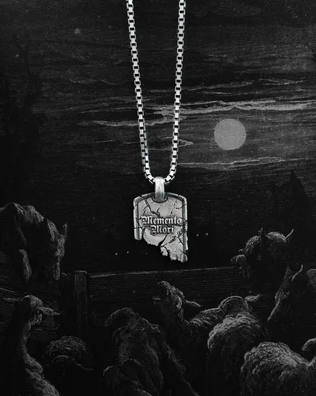 Srebrny wisiorek SCRIPTUM. MEMENTO MORI 