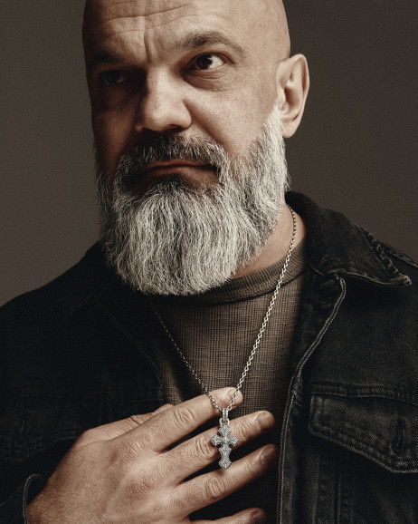 Srebrny krzyż INITIUM ET FINIS 2