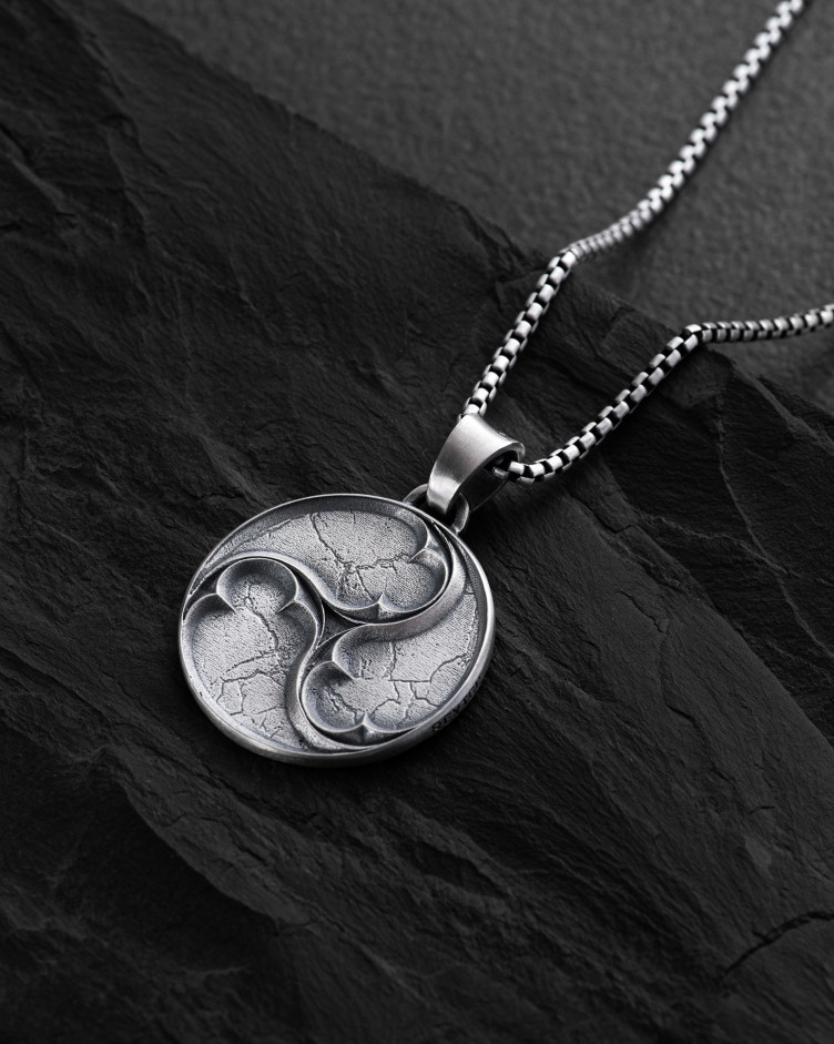 Silver pendant TRISKELION 3