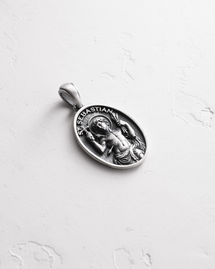 Srebrny wisiorek SAINT SEBASTIAN 4