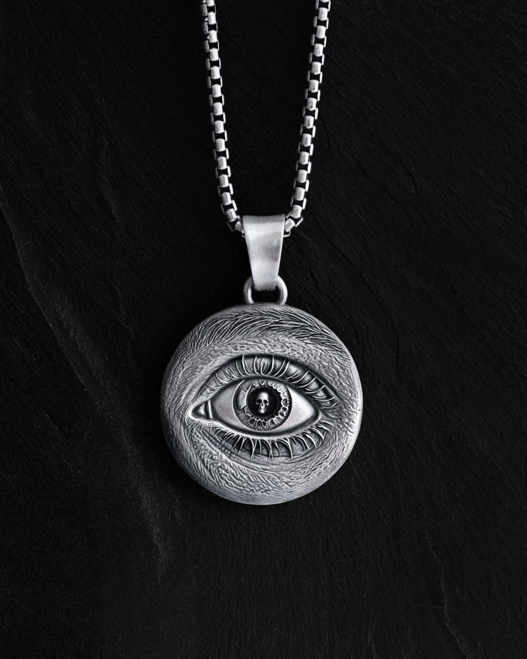 Srebrny wisiorek EYE