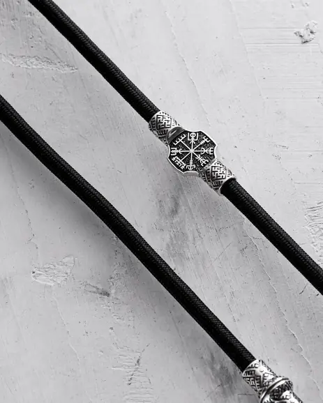 Jedwabny sznurek VEGVISIR. SVARGA ze srebrnymi wstawkami 3