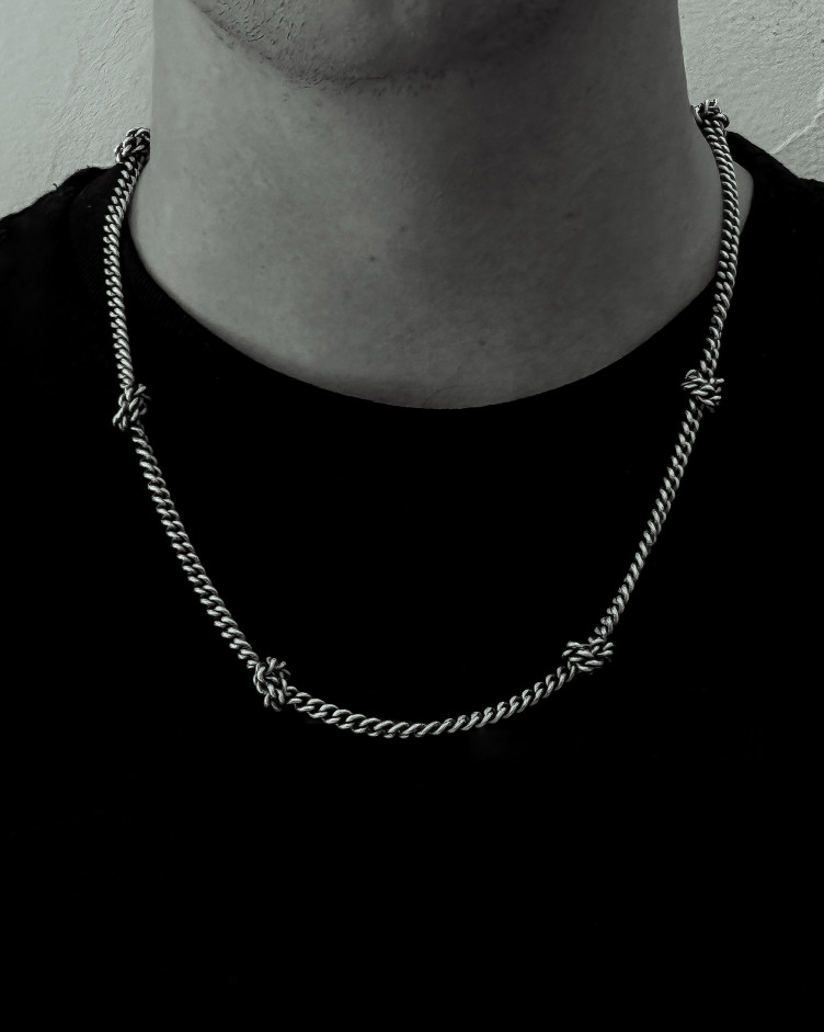 Srebrny łańcuszek KNOTEN