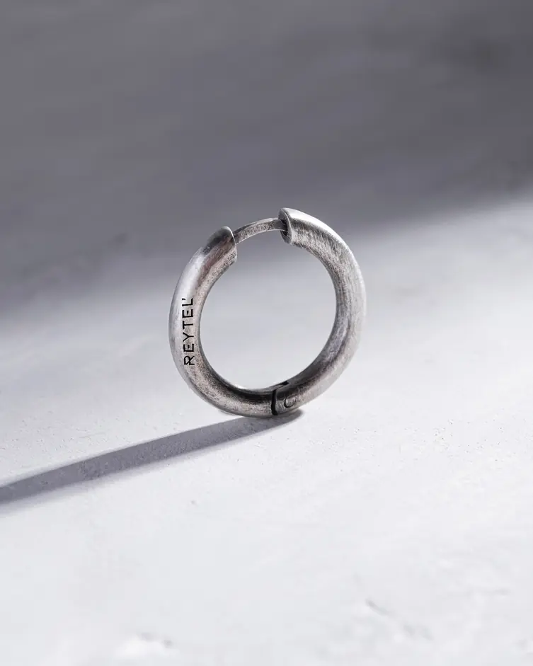 Srebrny kolczyk koło ORBIT 5