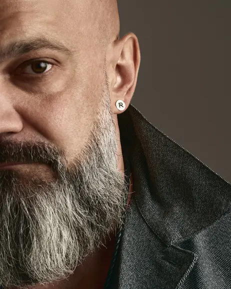 Srebrny kolczyk wkrętka REYTEL 2