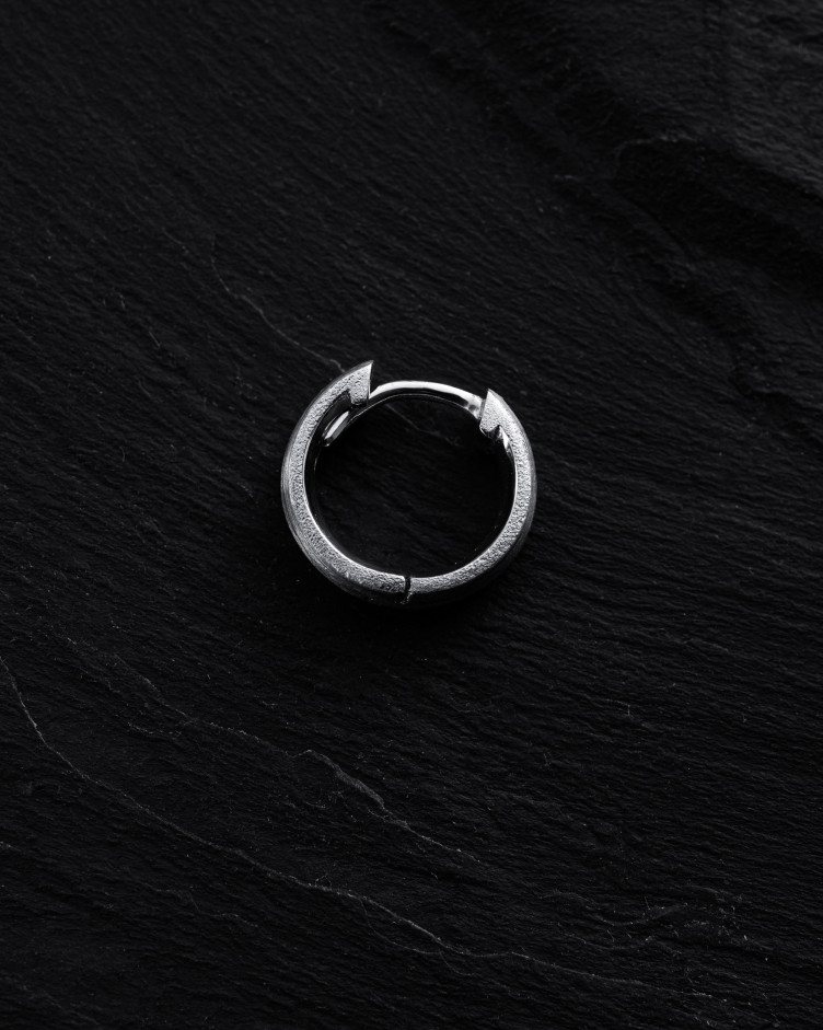 Kolczyk - kółeczko THE HOOP (białe złoto) 3