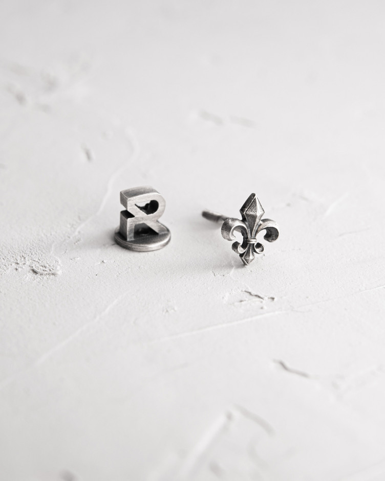 Srebrny mono - kolczyk FLEUR DE LIS 5