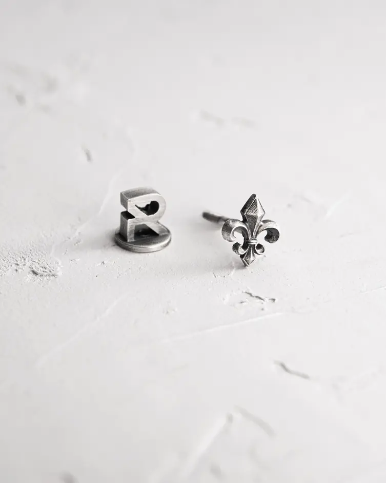 Srebrny kolczyk wkrętka FLEUR DE LIS 5