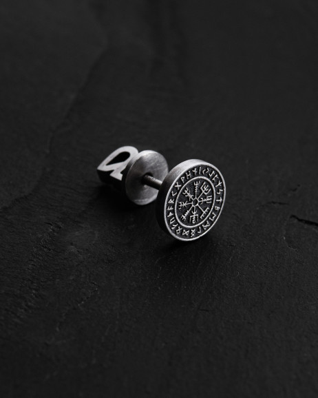 Srebrny mono - kolczyk VEGVISIR. RUNES 3