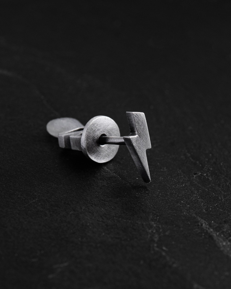 Srebrny mono - kolczyk LIGHTNING 3