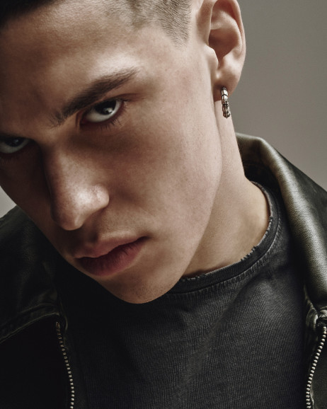 Srebrny mono - kolczyk SCORPIO 4