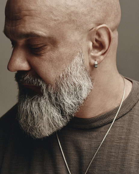 Srebrny kolczyk koło FOCUS 2