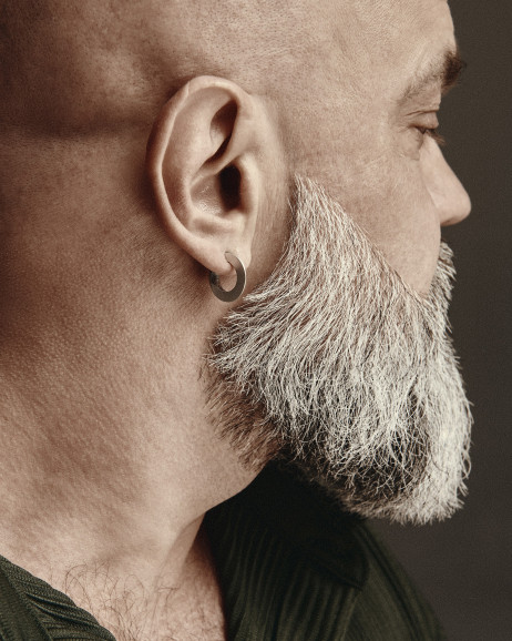 Srebrny kolczyk koło RELEASE 4