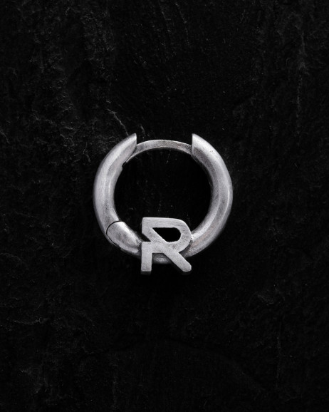 Srebrny mono - kolczyk REYTEL 2