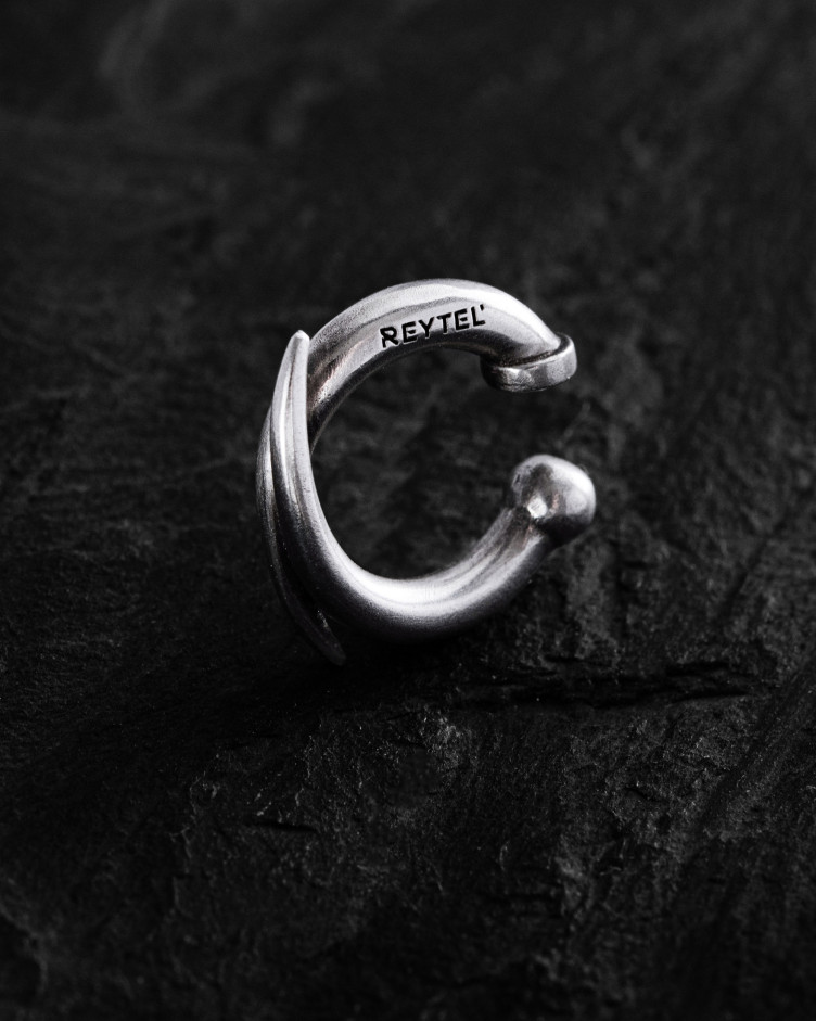 Srebrny kolczyk - kaff SIEGER 2