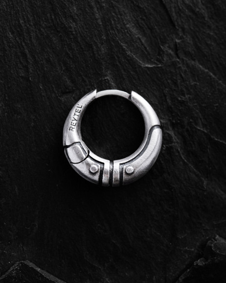 Srebrny mono - kolczyk AXE 5