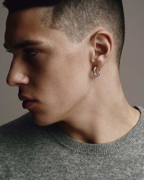 Srebrny mono - kolczyk AXE 2