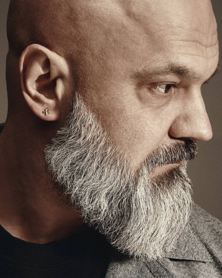 Kolczyk wkrętka CROSS PATTÉE (żółte złoto) 2