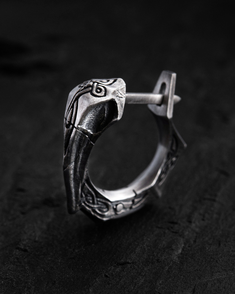 Srebrny pojedynczy kolczyk PRIMAL 3