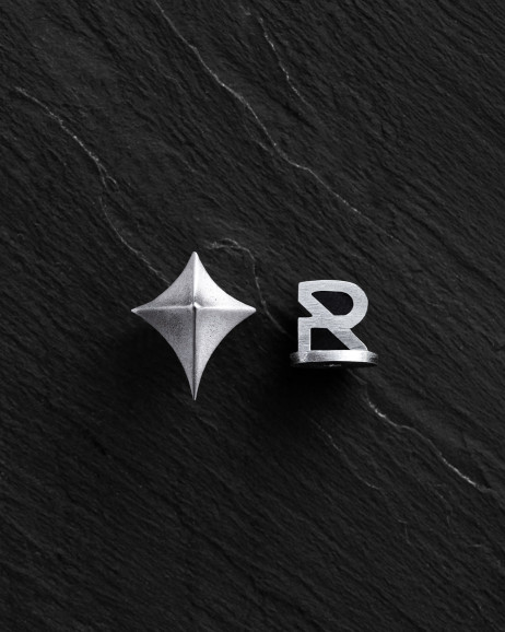 Silver single earring SPIRE