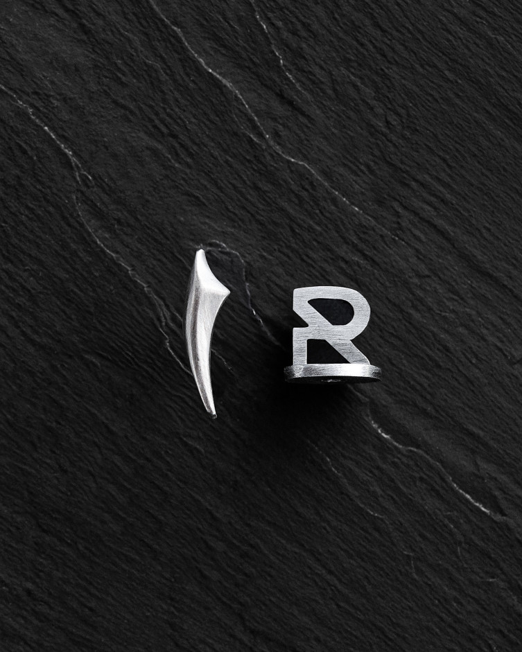 Silver single earring FANG
