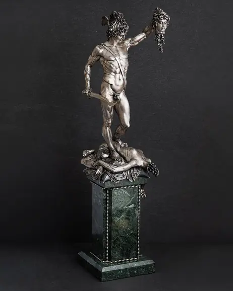 Srebrna figura ręcznie robiona THE TRIUMPH OF PERSEUS