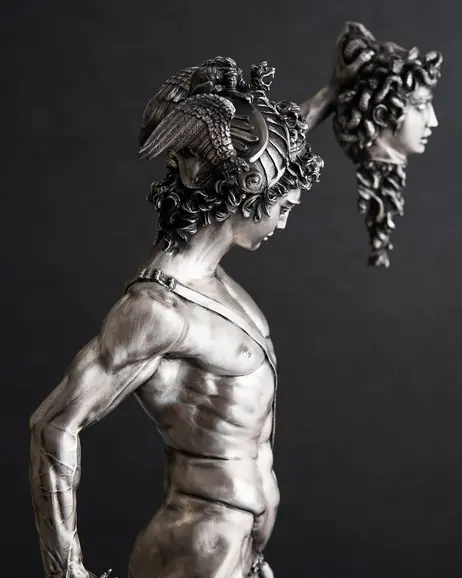 Srebrna figura ręcznie robiona THE TRIUMPH OF PERSEUS 5
