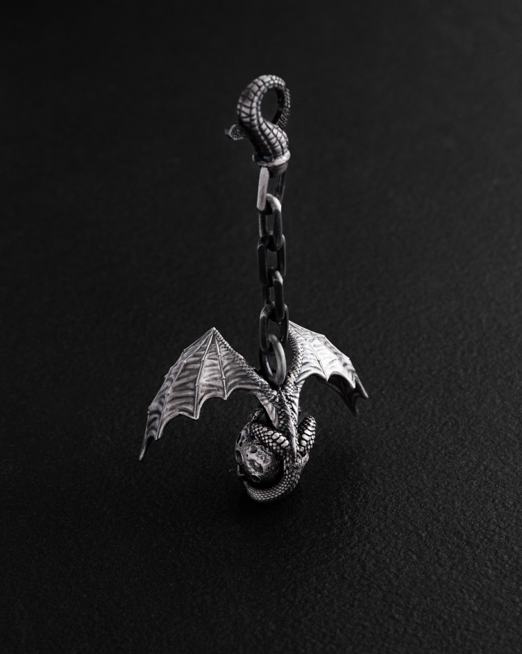 Srebrny brelok DRACO MUNDI 3