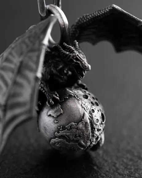 Srebrny brelok DRACO MUNDI 5