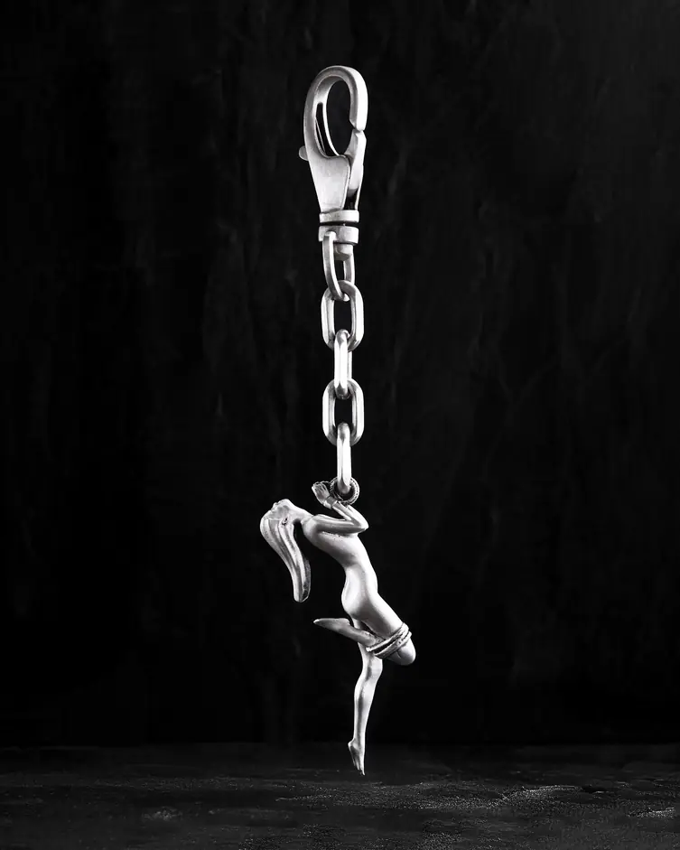 Srebrny brelok SHIBARI