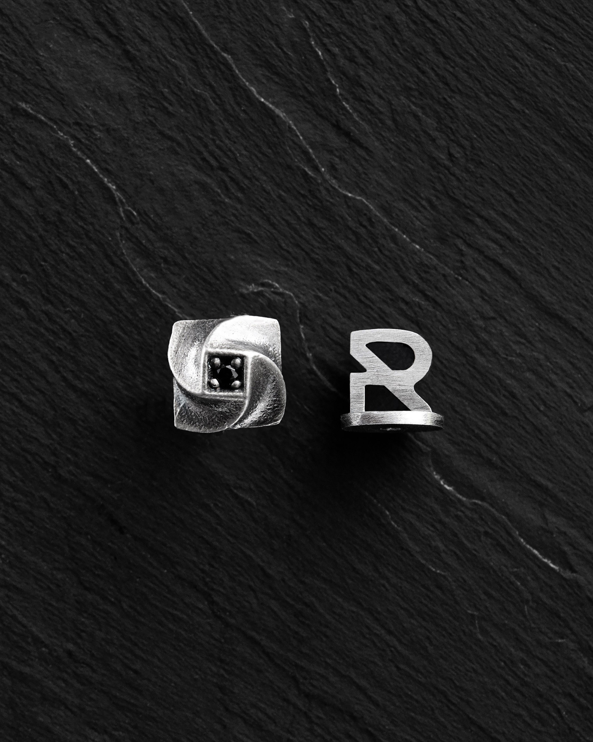 kolczyki męskie czarne Reytel