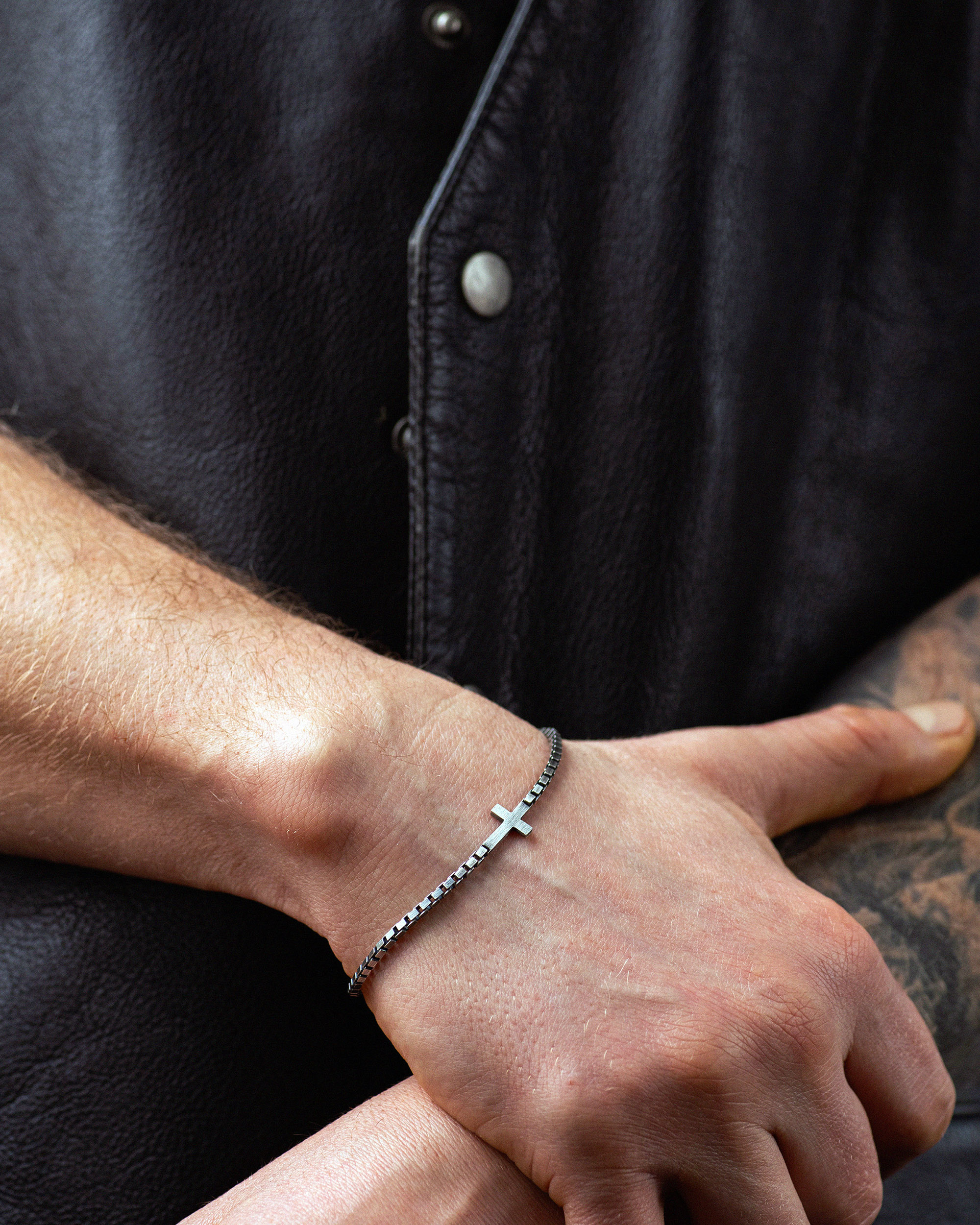 bransoletki męskie z krzyżem Reytel