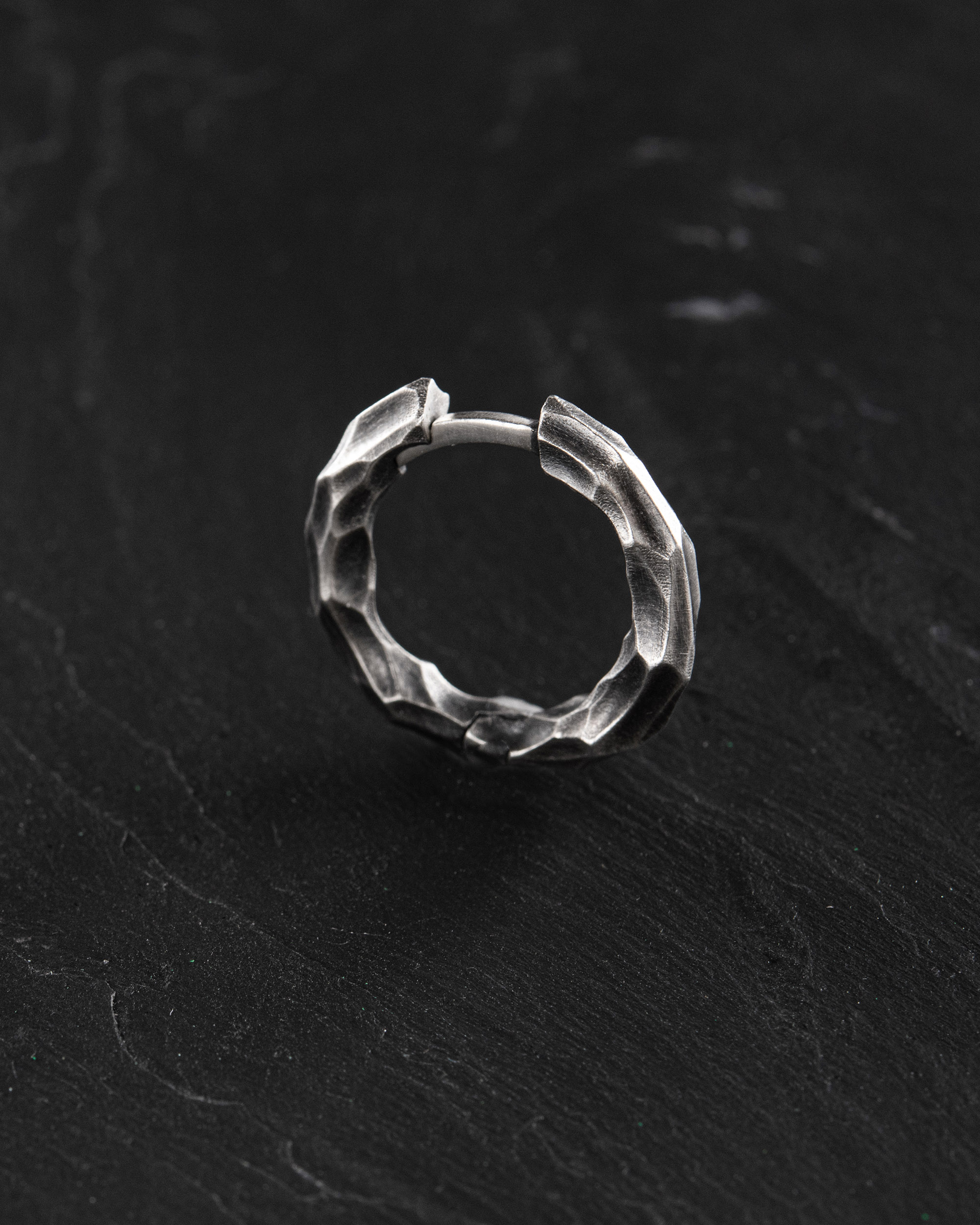 srebrny kolczyk męski kółko Reytel